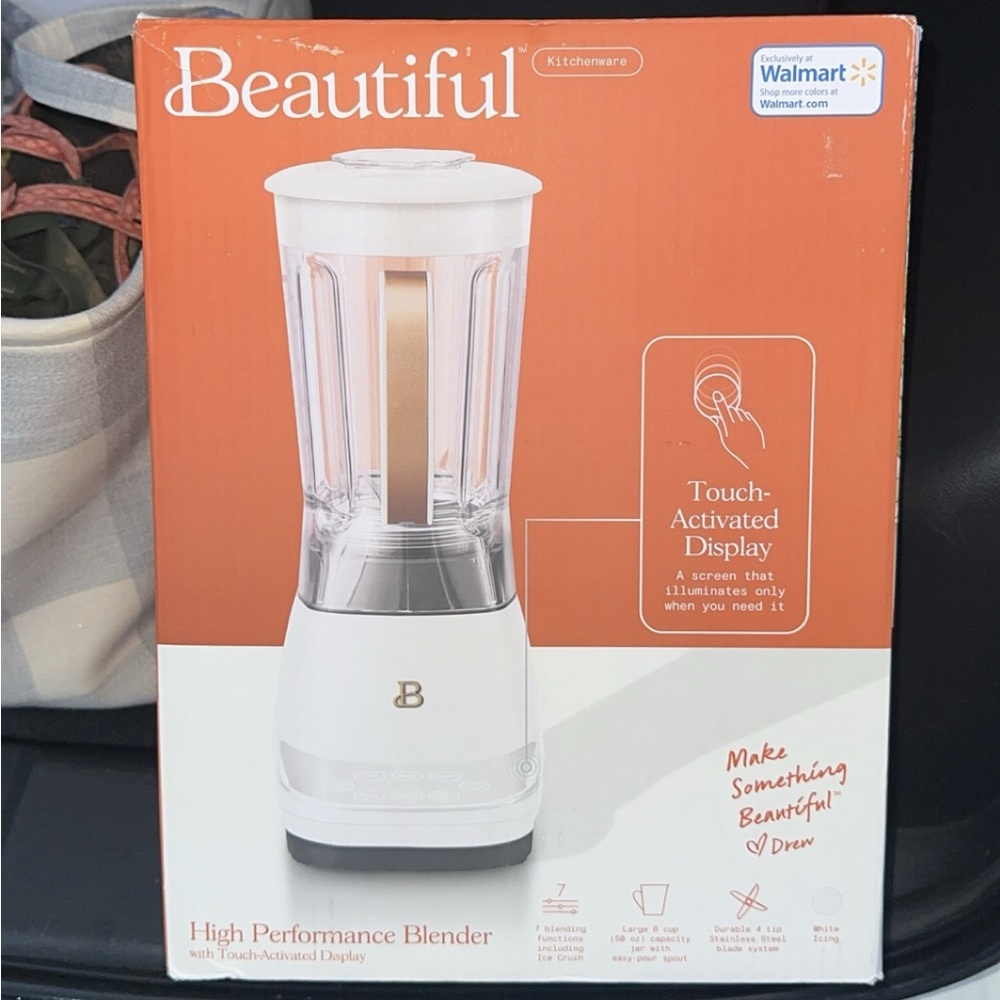 Brand New Drew Barrymore Beautiful Blender